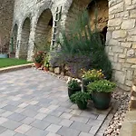 Ecke - Der Romanik Daire