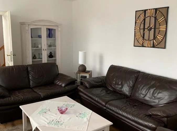 Ecke - Der Romanik * 奎德林堡